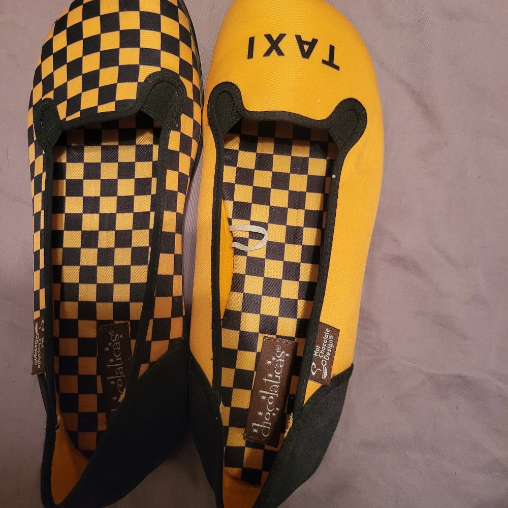 Hot chocolate  shoes